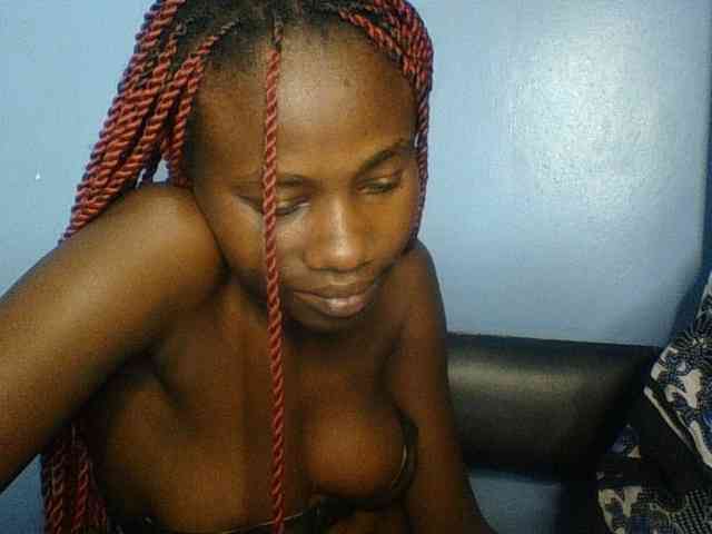 Cute-dall webcam