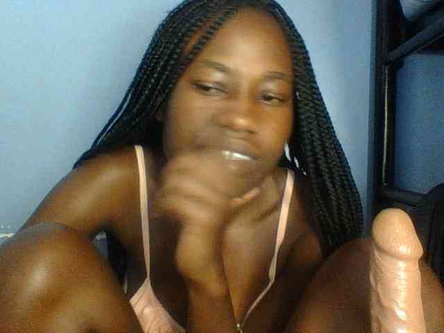 Cute-dall webcam