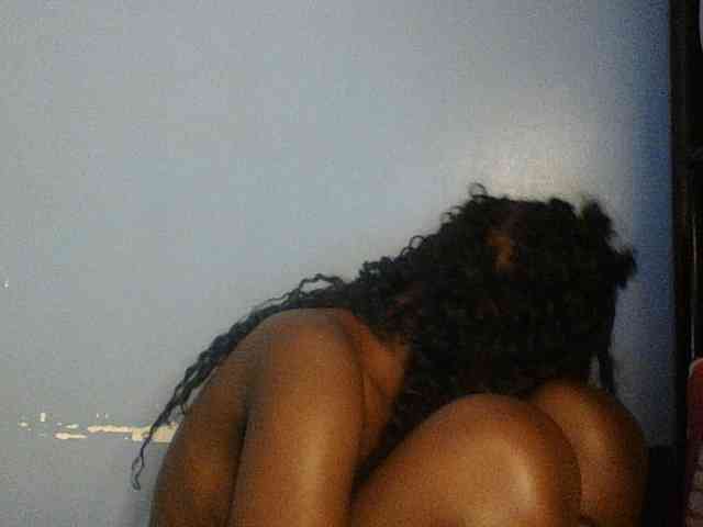 Cute-dall webcam