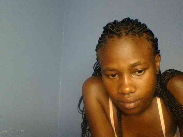 Cute-dall webcam
