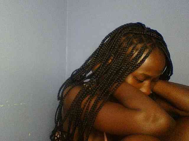 Cute-dall webcam