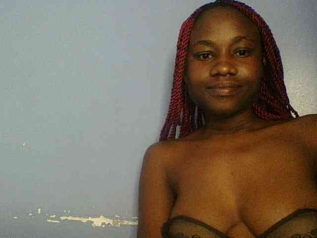 Cute-dall webcam