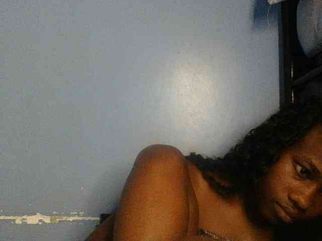 Cute-dall webcam