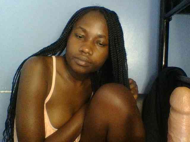 Cute-dall webcam