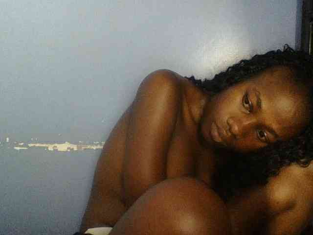 Cute-dall webcam