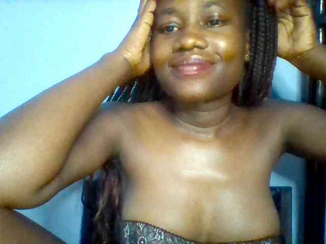 Cute-dall webcam