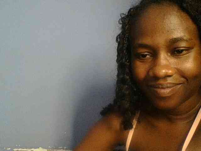 Cute-dall webcam