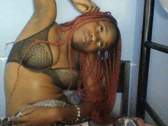 Cute-dall webcam