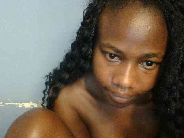 Cute-dall webcam