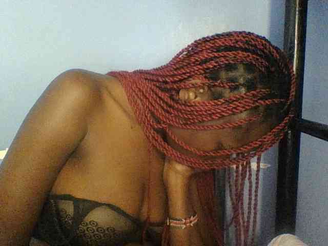 Cute-dall webcam