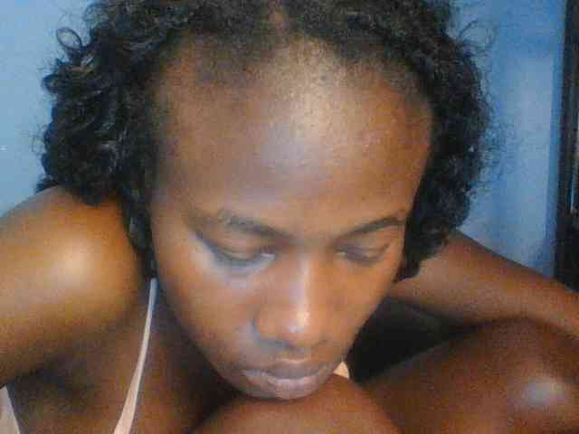 Cute-dall webcam