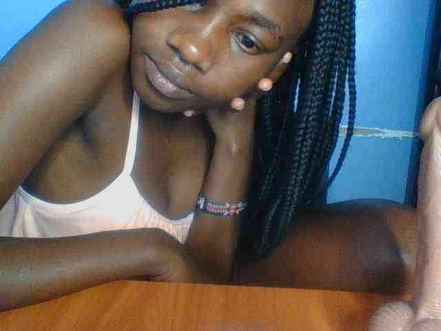 Cute-dall webcam