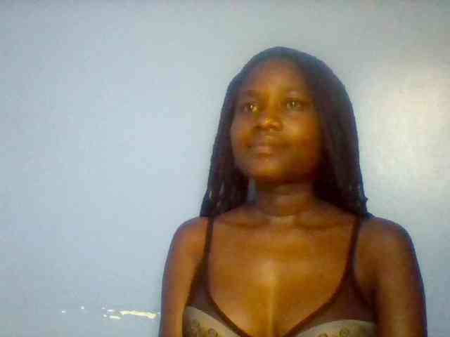 Cute-dall webcam