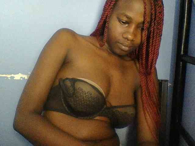 Cute-dall webcam