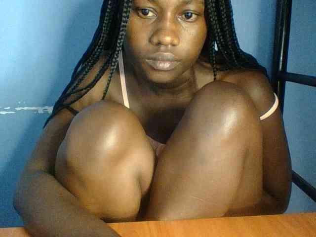 Cute-dall webcam