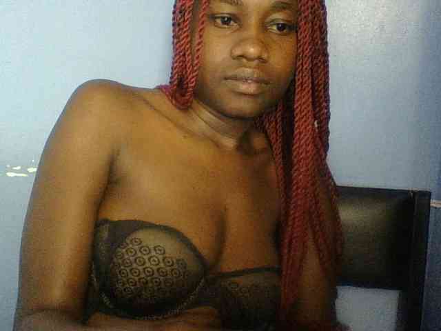 Cute-dall webcam