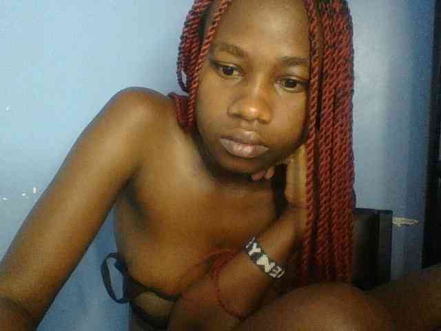 Cute-dall webcam