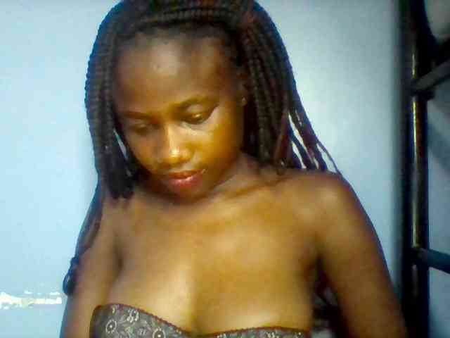 Cute-dall webcam