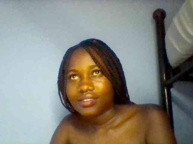 Cute-dall webcam