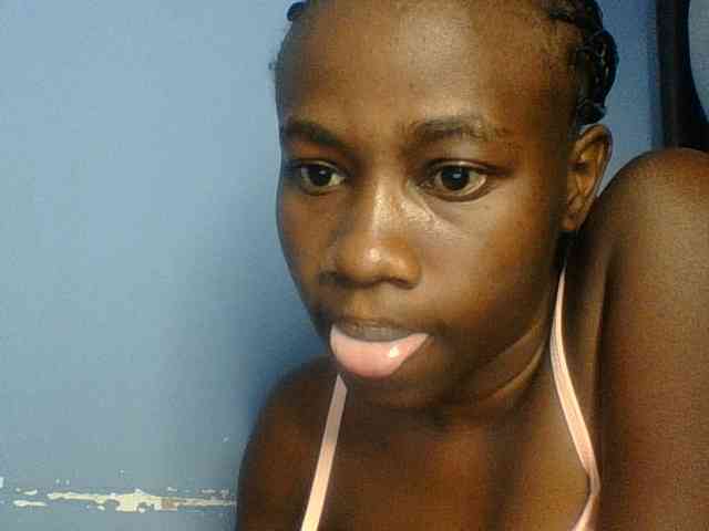 Cute-dall webcam