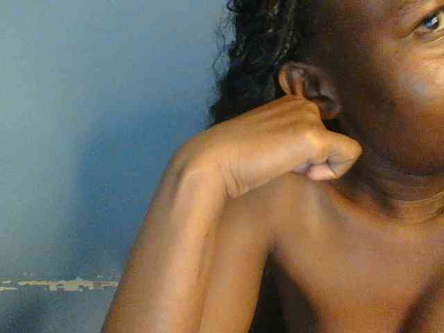Cute-dall webcam