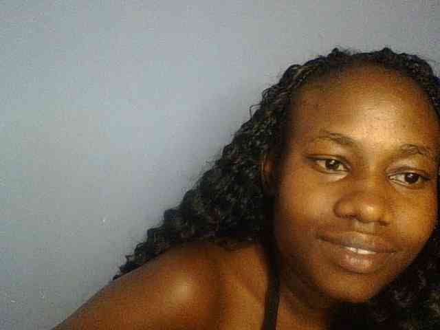 Cute-dall webcam