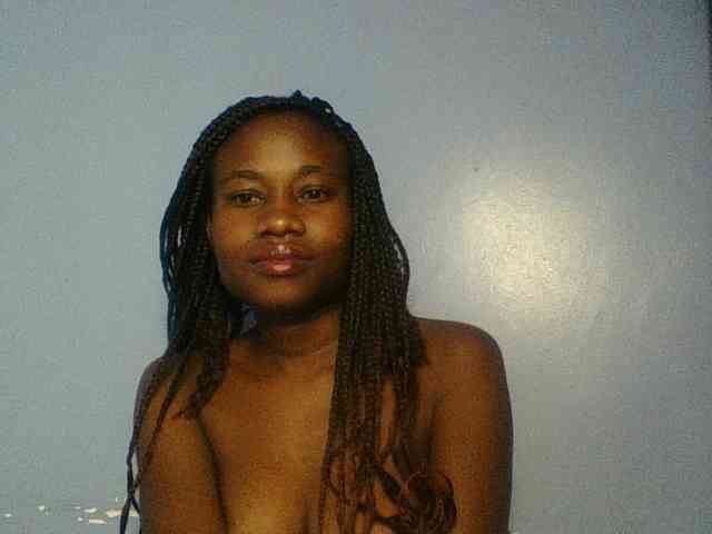 Cute-dall webcam