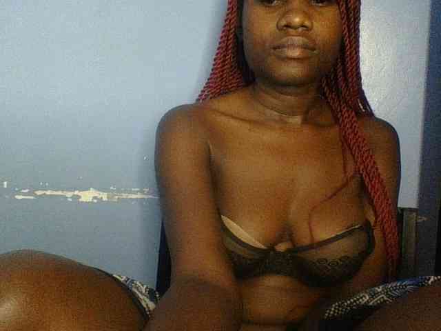 Cute-dall webcam