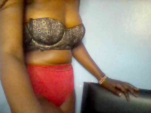 Cute-dall webcam