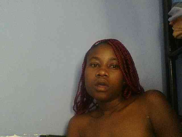 Cute-dall webcam