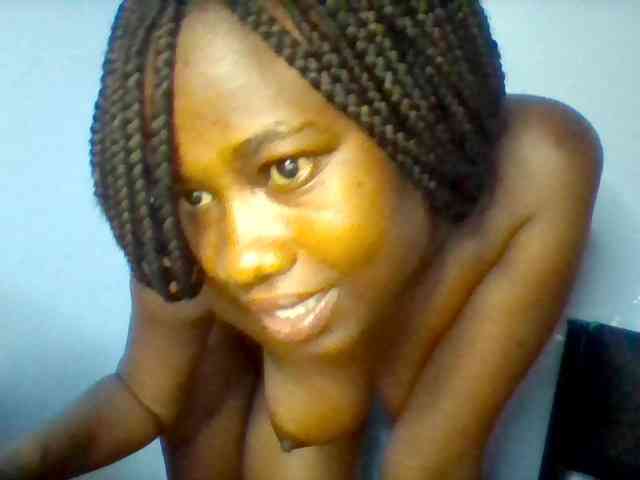 Cute-dall webcam
