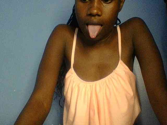 Cute-dall webcam