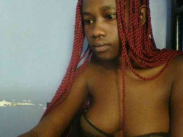 Cute-dall webcam