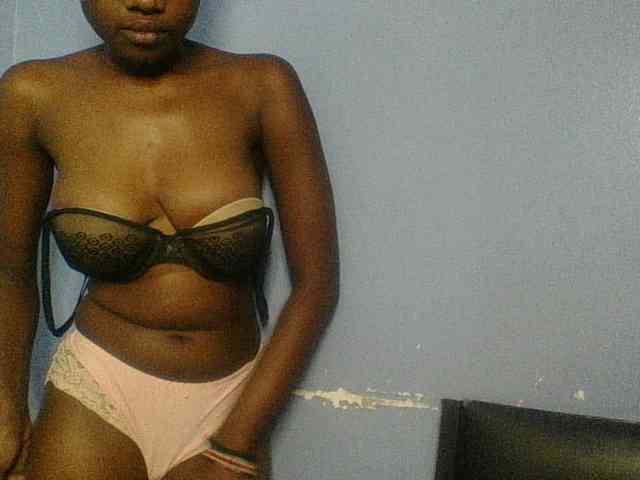 Cute-dall webcam