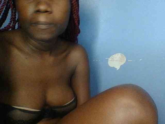 Cute-dall webcam