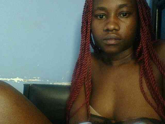 Cute-dall webcam