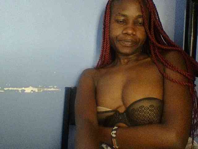 Cute-dall webcam