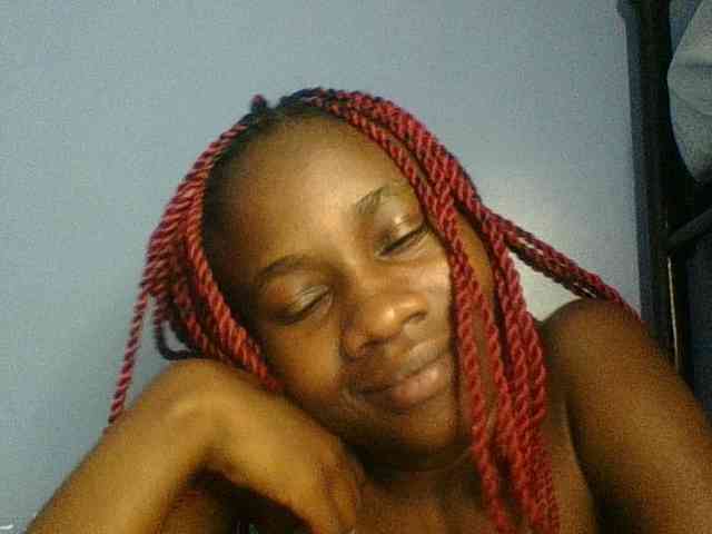 Cute-dall webcam