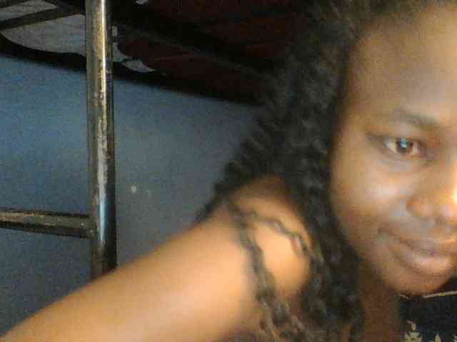 Cute-dall webcam