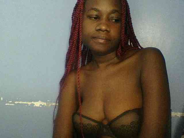 Cute-dall webcam