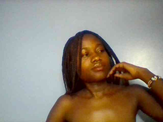 Cute-dall webcam