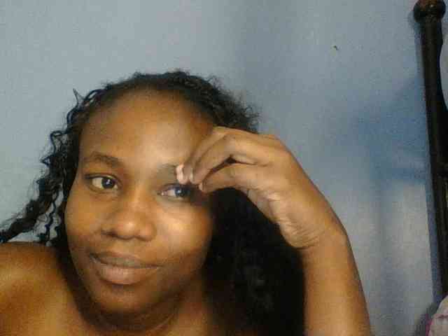 Cute-dall webcam