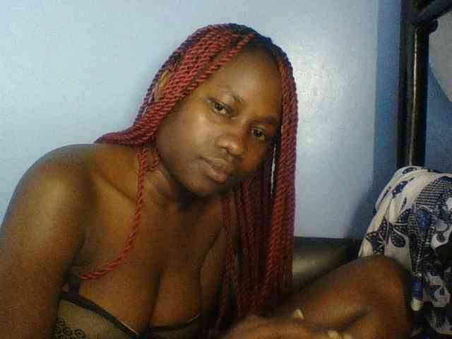 Cute-dall webcam