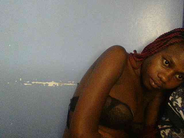 Cute-dall webcam