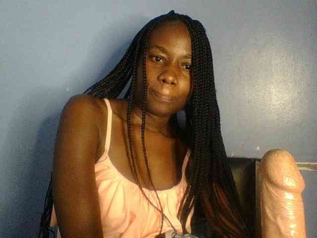 Cute-dall webcam