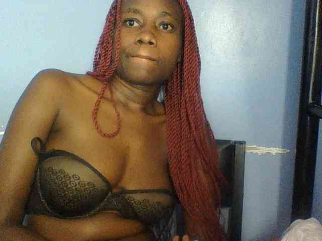 Cute-dall webcam