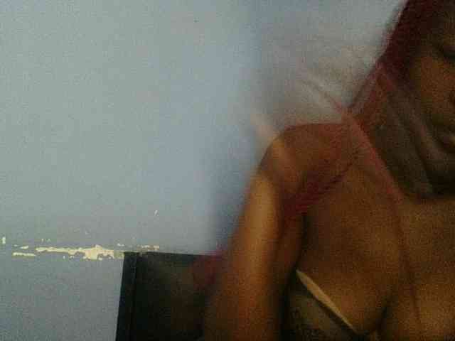Cute-dall webcam