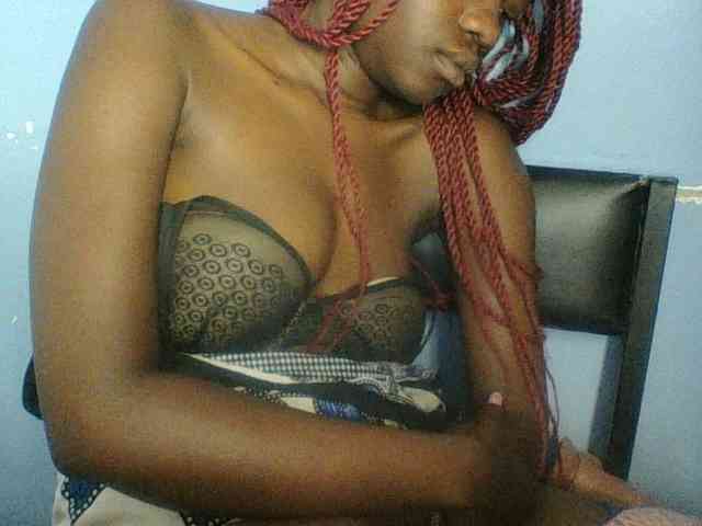 Cute-dall webcam