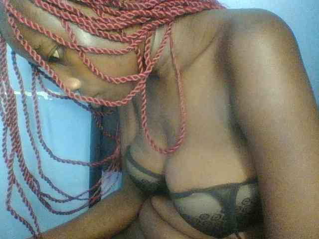 Cute-dall webcam