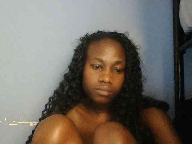 Cute-dall webcam